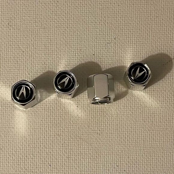 Acura Logo valve Stem caps in Silver set of 4 NWT - Picture 1 of 4